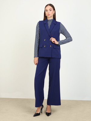 Lacivert Double Kumaş Düğme Detaylı Yelek