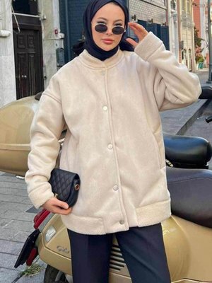 Süet Deri Bej Kolej Mont