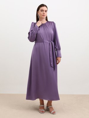 Mor Balon Kol Büyük Beden Saten Elbise Mor Balon Kol Büyük Beden Saten Elbise