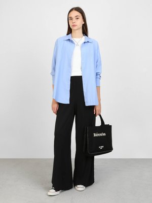 Siyah Geniş Paça Beli Lastikli Viskon Pantolon Siyah Geniş Paça Beli Lastikli Viskon Pantolon