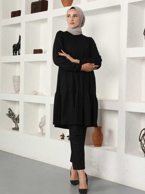 Kol Uçları Lastikli Tunik Siyah Kol Uçları Lastikli Tunik Siyah