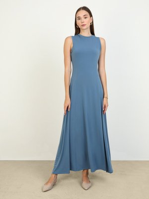 Bisiklet Yakalı Kolsuz Sandy Kumaş Elbise Mavi