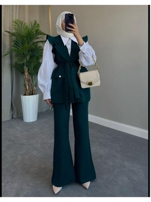 Hürrem Yelekli Takım