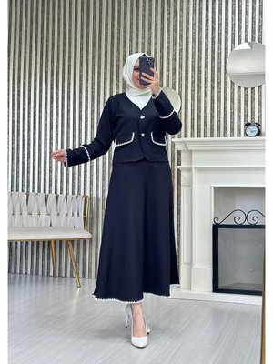 Nakış Detay Double Etekli Takım Nakış Detay Double Etekli Takım