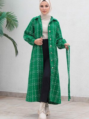 Yeşil Düğmeli Kaşe Kaban