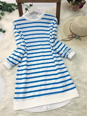 Mavi Çizgi Detaylı Tunik Mavi Çizgi Detaylı Tunik