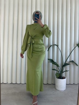 Yandan Baglamalı Yenı Sezon Saten Tesettur Abiye Elbise