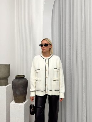 Ekru Bisiklet Yaka Simli Biye Detaylı Hırka