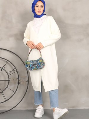 Krem Düğmeli Uzun Triko Hırka