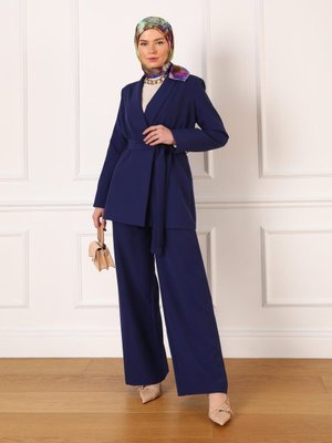 Kuşak Detaylı Şık Ceket Lacivert
