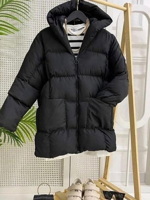 Siyah Kapüşonlu Torba Cep Şişme Mont Siyah Kapüşonlu Torba Cep Şişme Mont