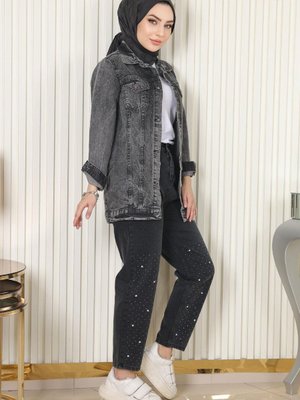 Siyah Taş Detaylı Kot Pantolon Siyah Taş Detaylı Kot Pantolon