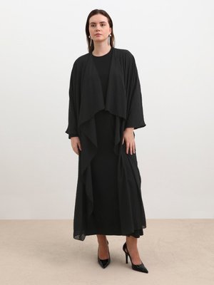 Siyah Büyük Beden Asimetrik Kesin Abiye İkili Abaya Takım