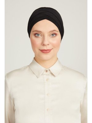 Çapraz Bantlı Çift Taraflı Bone Siyah Çapraz Bantlı Çift Taraflı Bone Siyah