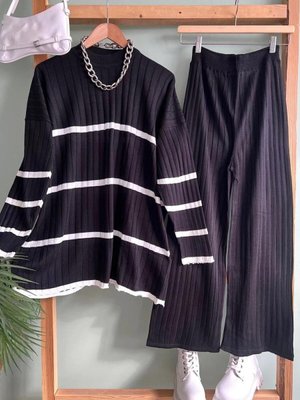Siyah Çizgili Triko Takım