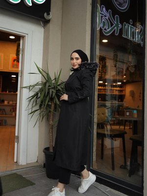 Düğme Detaylı Siyah Mont
