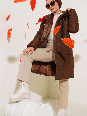 Kahve Kapüşonlu Kapitone Mont Kahve Kapüşonlu Kapitone Mont