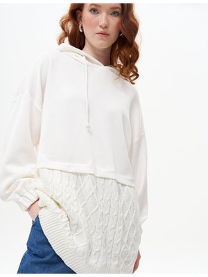 Triko Garnili Sweatshirt Ekru