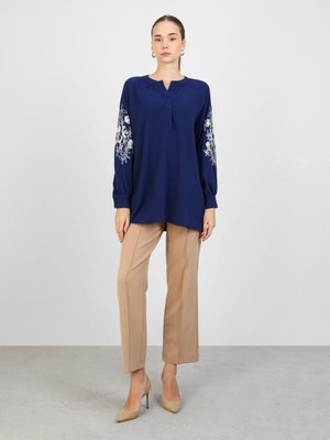 Lacivert Nakış Detaylı Tunik