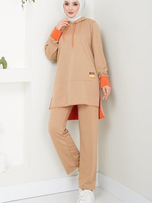 Neon Garnili Kapüşonlu Eşofman Takımı Camel Neon Garnili Kapüşonlu Eşofman Takımı Camel