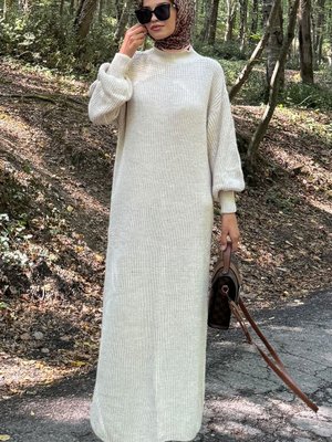 Bej Balon Kol Triko Elbise