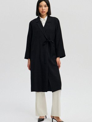 Kruvaze Bağlamalı İnce Ceket