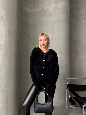 Siyah Kapüşonlu Angora Görünümlü Çıtçıtlı Oversize Hırka