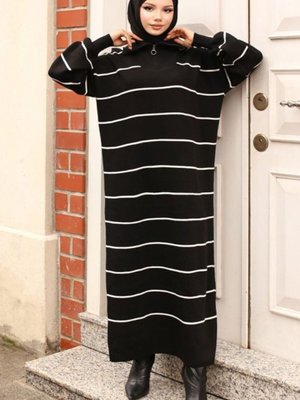 Siyah Yakası Fermuarlı Ve Önü Çizgili Balon Kollu Uzun Trend Şık Triko Elbise Siyah Yakası Fermuarlı Ve Önü Çizgili Balon Kollu Uzun Trend Şık Triko Elbise