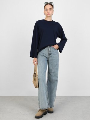 Lacivert Pamuklu Oversize Örme Tişört Sweatshirt Lacivert Pamuklu Oversize Örme Tişört Sweatshirt