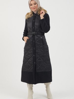 Siyah Düğmeli Kaşe