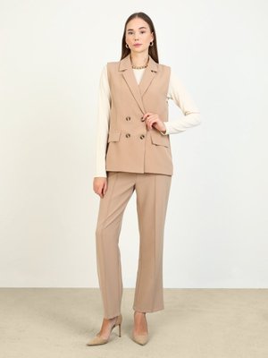 Taş Rengi Double Kumaş Düğme Detaylı Yelek