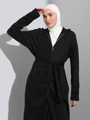 Kuşak Detaylı Boydan Fermuarlı Triko Hırka Siyah Kuşak Detaylı Boydan Fermuarlı Triko Hırka Siyah