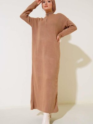 Vizon Yaka Fermuarlı Fitilli Uzun Triko Elbise