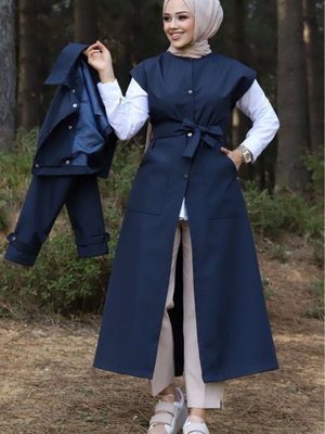 Çıtçıtlı Parçalı Astar Detaylı Yelekli Trençkot