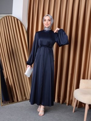 Balon Kol Saten Oversize Biye Kuşaklı Elbise Balon Kol Saten Oversize Biye Kuşaklı Elbise