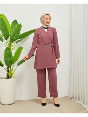 Yandan Bağlamalı Zincirli Alt Üst Tesettür Takım Yandan Bağlamalı Zincirli Alt Üst Tesettür Takım