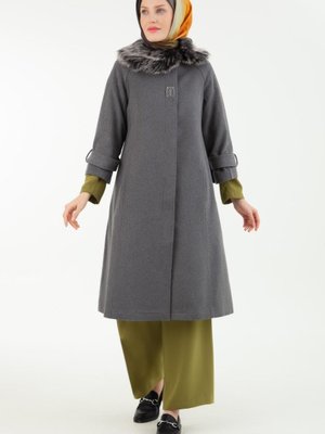 Trend Yakası Kürklü Gizli Düğmeli Cepli Kap Gri