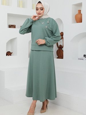 Mint Yeşili Taş İşlemeli Etekli Takım Mint Yeşili Taş İşlemeli Etekli Takım