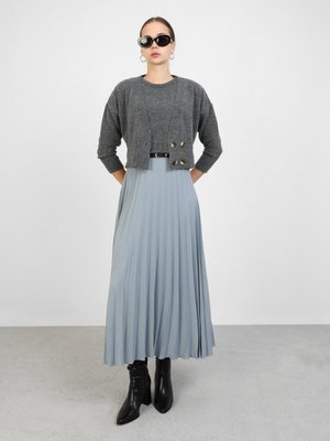 Gri Mavi Aerobin Pilise Detaylı Etek