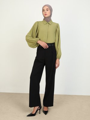 Yağ Yeşili İpek Tuşeli Volümlü Kol Detaylı Tunik