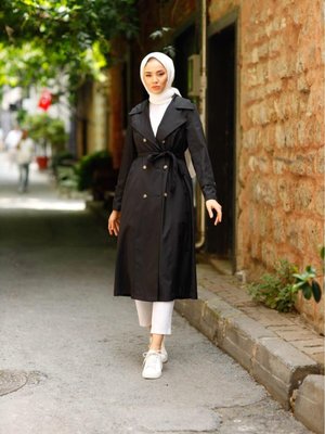 Kadın Cepli Kuşaklı Trençkot Kadın Cepli Kuşaklı Trençkot
