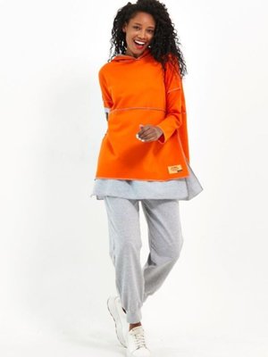 Turuncu Kapüşonlu Alt Üst Eşofman Takım Turuncu Kapüşonlu Alt Üst Eşofman Takım