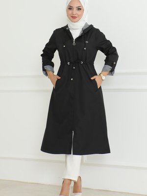Siyah Kapüşonlu Fermuarlı Trençkot