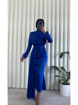 Kuyruklu Kolu Tüylü Tesettür Abiye Elbise