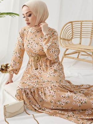 Lesa Çiçekli Hasır Kemerli Elbise Bej