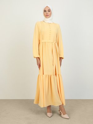 Bej Brit Detaylı Aerobin Elbise