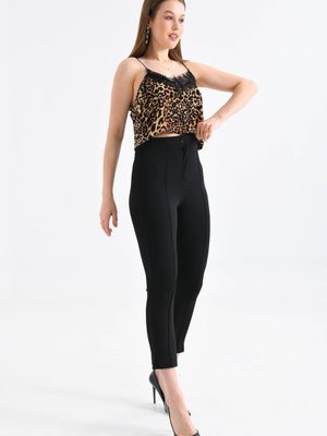 Siyah Yüksek Bel Toparlayıcı Dar Paça Çimalı Kumaş Pantolon