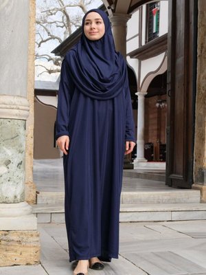 Cantalı Tek Parca Namaz Elbısesı Lacivert Cantalı Tek Parca Namaz Elbısesı Lacivert