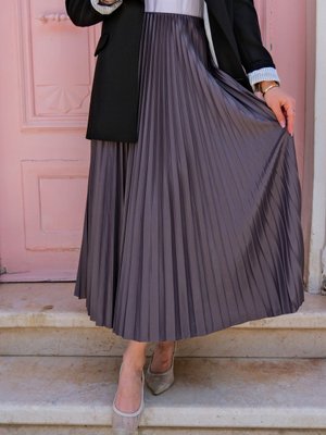 Deri Görünümlü Beli Lastikli Uzun Piliseli Etek Antrasit Deri Görünümlü Beli Lastikli Uzun Piliseli Etek Antrasit