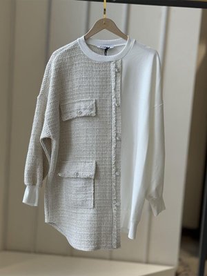 Cep Ve Düğme Detaylı Ekru Sweatshirt